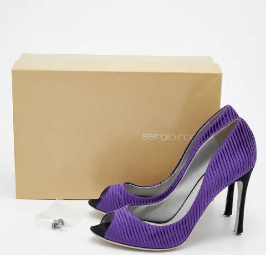Sergio Rossi Pre-owned Satin heels Purple Dames