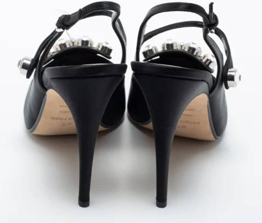 Sergio Rossi Pre-owned Satin sandals Black Dames