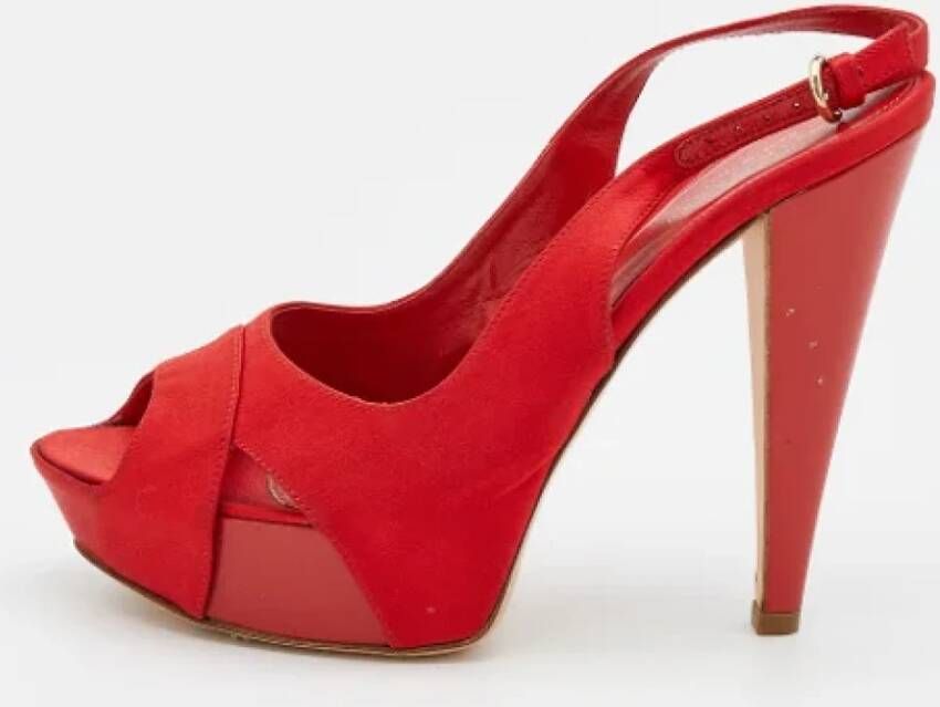 Sergio Rossi Pre-owned Satin sandals Red Dames