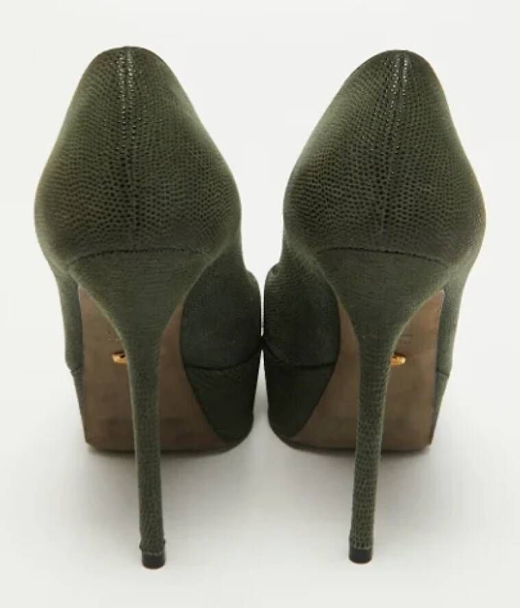Sergio Rossi Pre-owned Suede heels Green Dames