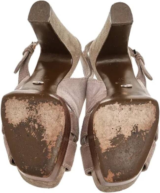 Sergio Rossi Pre-owned Suede sandals Beige Dames