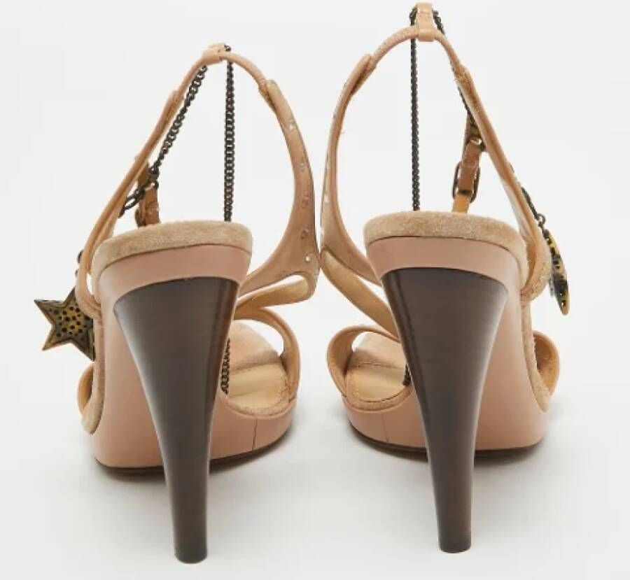 Sergio Rossi Pre-owned Suede sandals Beige Dames