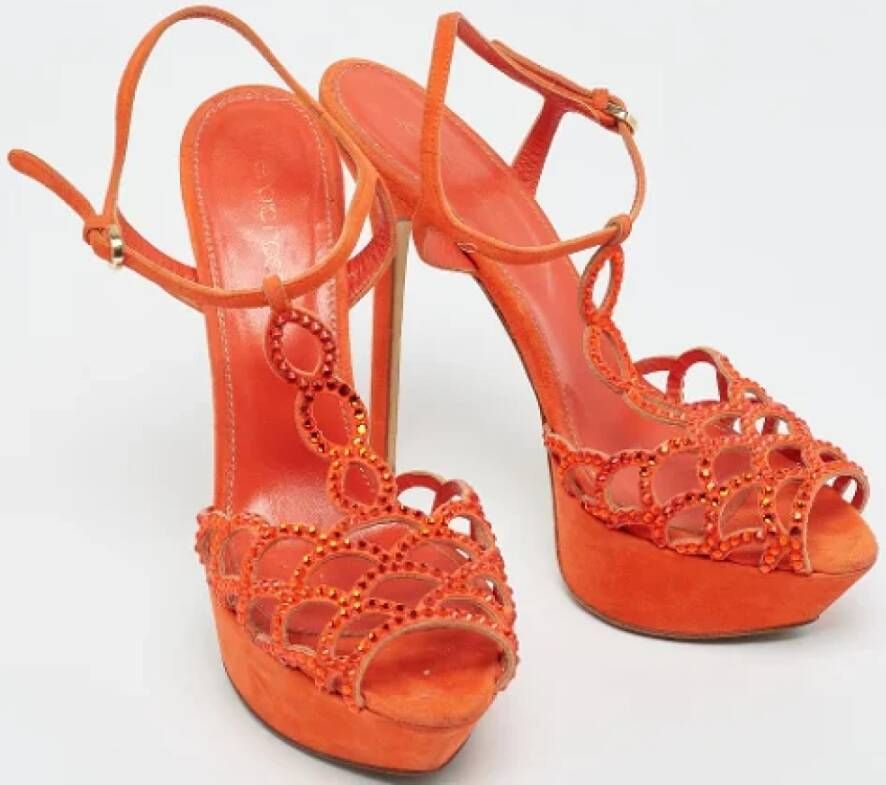 Sergio Rossi Pre-owned Suede sandals Orange Dames