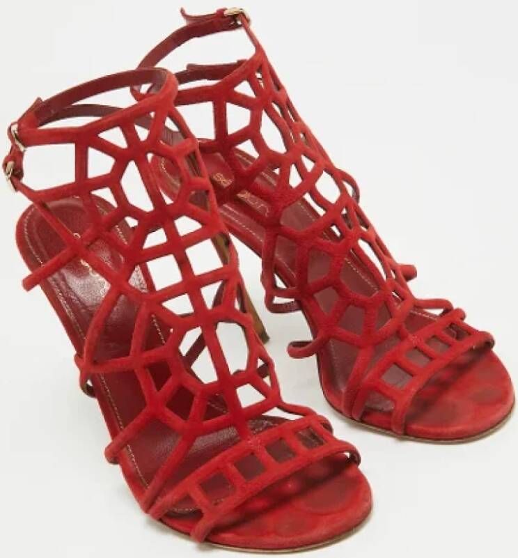 Sergio Rossi Pre-owned Suede sandals Red Dames