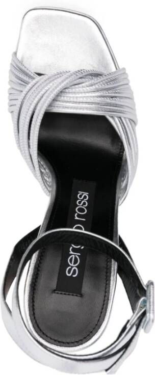 Sergio Rossi Zilveren Sandalen met Metallic Afwerking en Gedraaide Bandjes Gray Dames