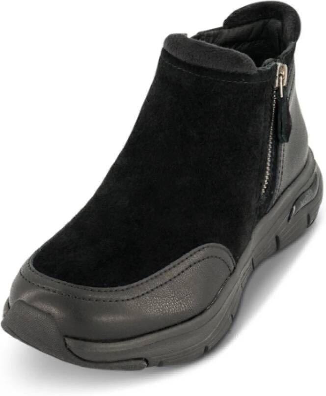 Skechers Arch Fit Smooth Modest Boots