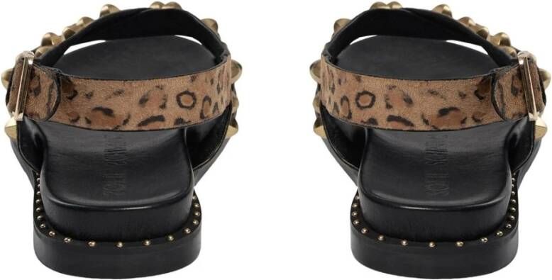 Sofie Schnoor Luipaard Sandaal met Stoere Stud Details