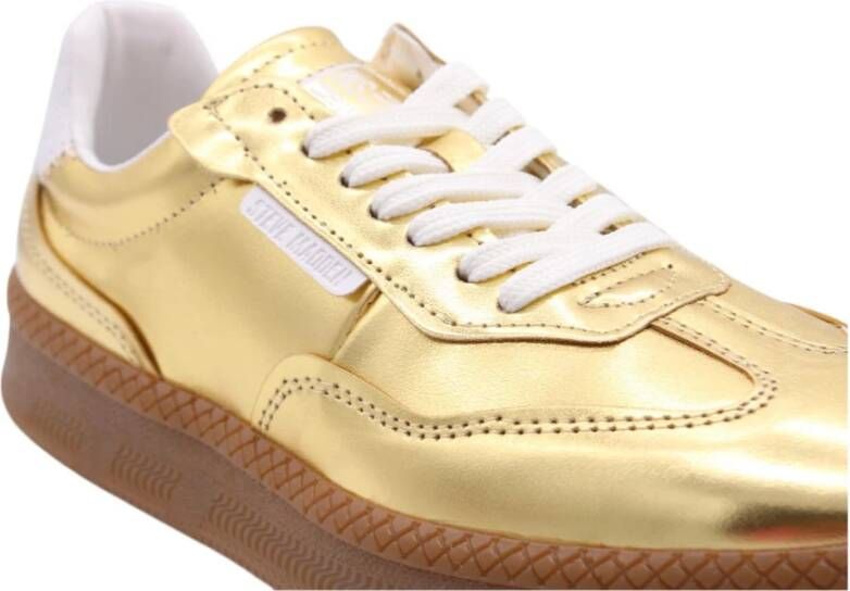 Steve Madden Odemara Sneaker