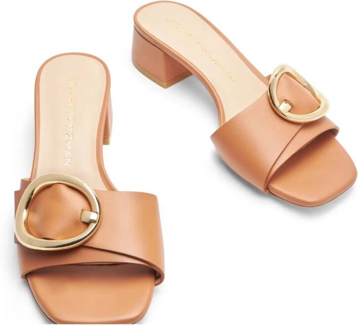 Stuart Weitzman Ambachtelijke sandaal met band en gesp