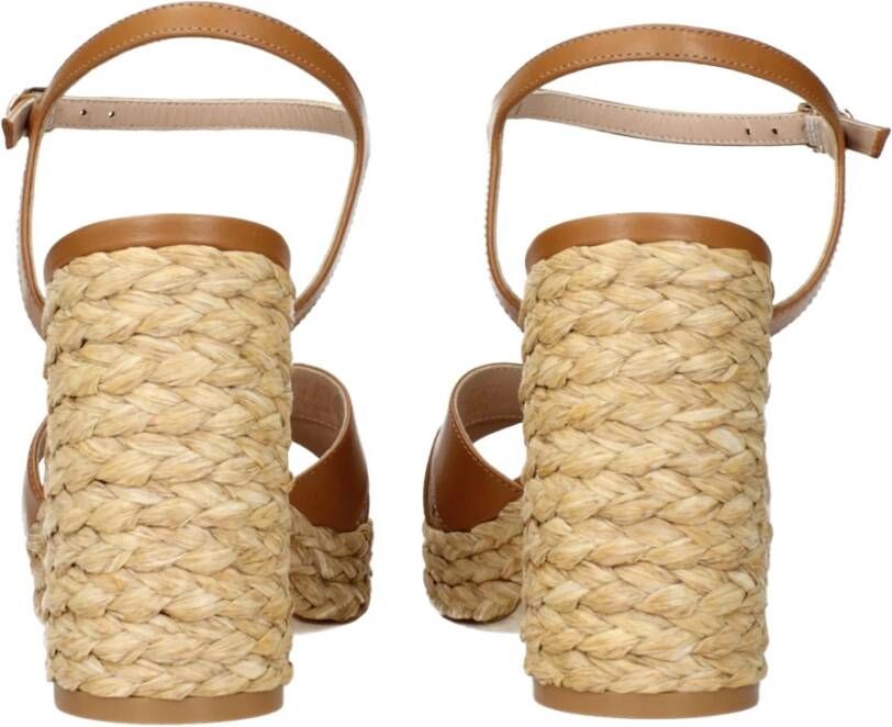 Stuart Weitzman Bruin Leren Plateau Sandalen