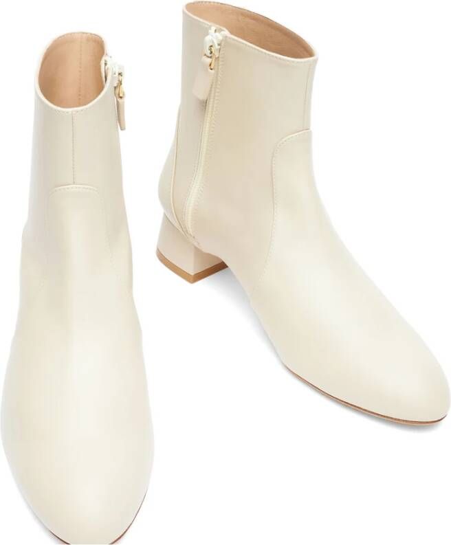 Stuart Weitzman Gepolijste Almond Toe Bootie Beige Dames