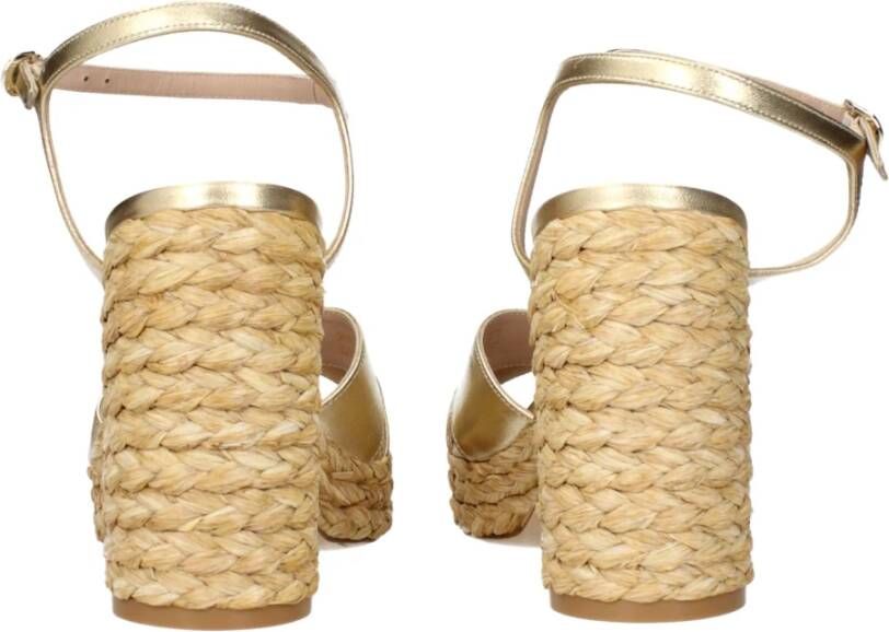Stuart Weitzman Gouden Leren Plateausandalen