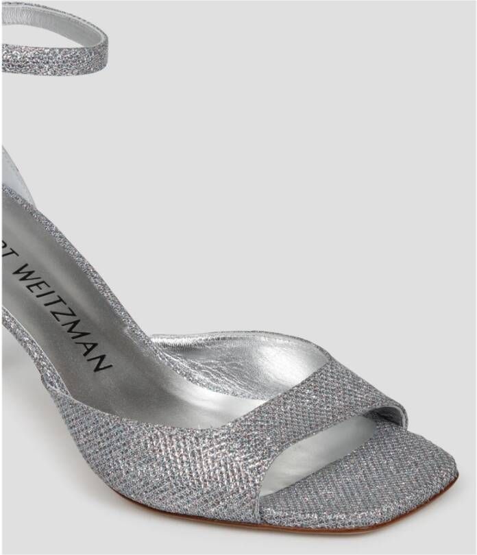 Stuart Weitzman Metallic Finish Sandaal met Uitgesneden Detail Gray Dames