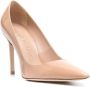 Stuart Weitzman Extravagante Puntige Pomp Beige Dames - Thumbnail 2