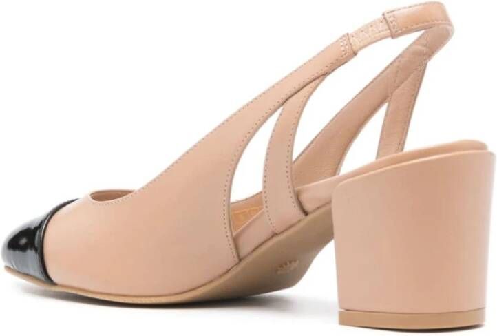 Stuart Weitzman Beige Slingback Pumps met Blokhak Beige Dames