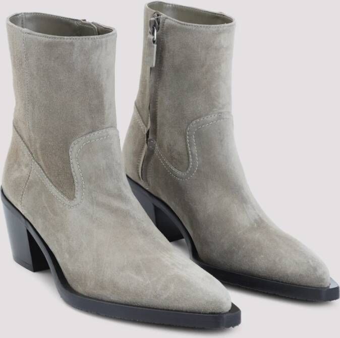 Stuart Weitzman Suède Enkellaarzen Nude & Neutrals