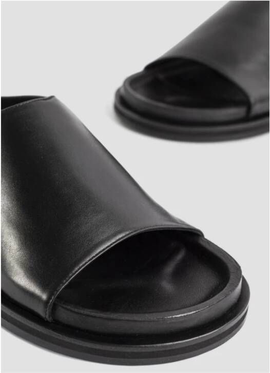Studio Nicholson Zwarte Leren Open-Teen Sandalen Black Dames