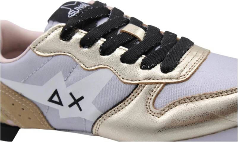 Sun68 Klassieke Sneaker met Spitsneus Ontwerp