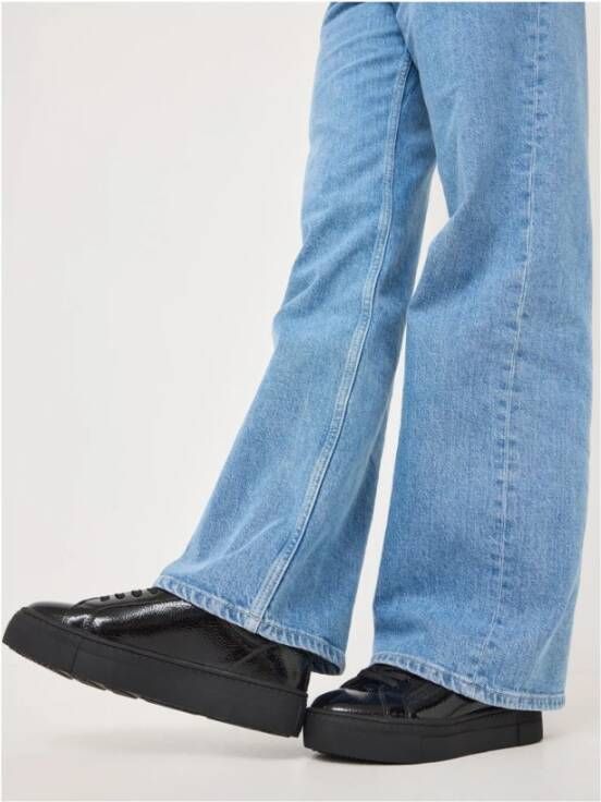 Tamaris Zwarte lage sneakers van zwart lakleer