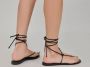 The Attico Zwarte Platte Vetersluiting Thong Sandaal - Thumbnail 2