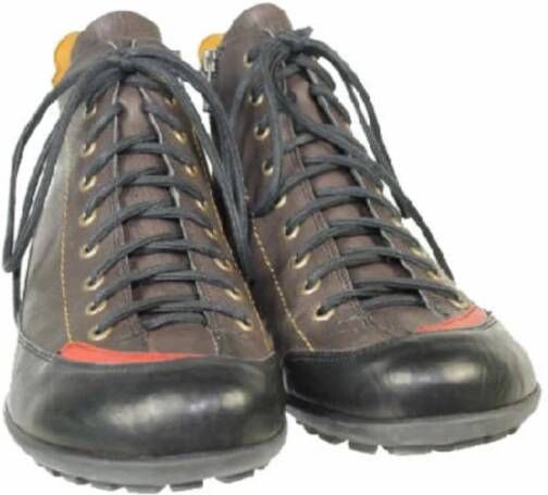 Think! Zwarte Veterschoenen