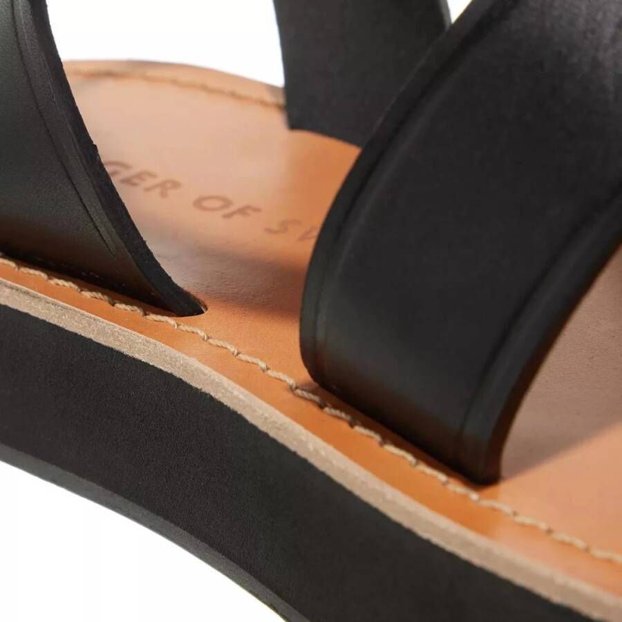 Tiger Of Sweden Zwarte Leren Sandalen met Logo-Embossing Black Dames