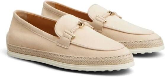Tod's Beige Loafers met Gesp en Gouden Afwerkingen