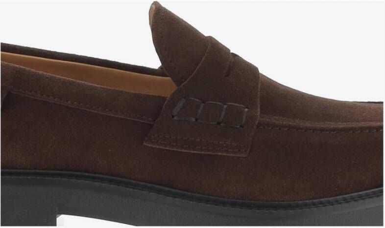 Tod's Bruine Suède Loafers Vierkante Neus