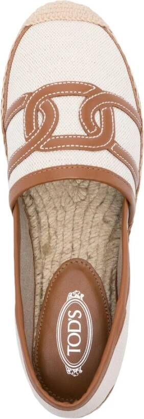 Tod's Casual Chain-Applique Espadrilles in Beige