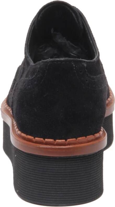 Tod's Italiaanse suède schoen met sleehak