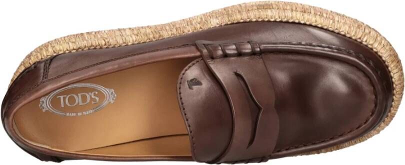 Tod's Platte schoenen Bruin