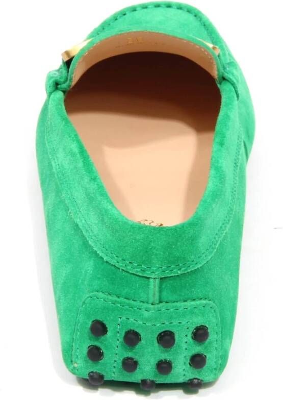 Tod's Suède Loafer met Metalen Kettingdetail