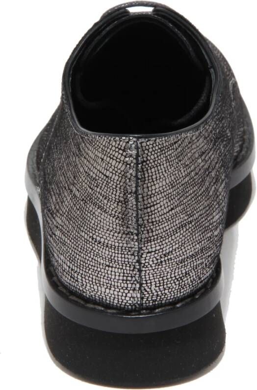 Tod's Veterschoenen met craquelé-effect