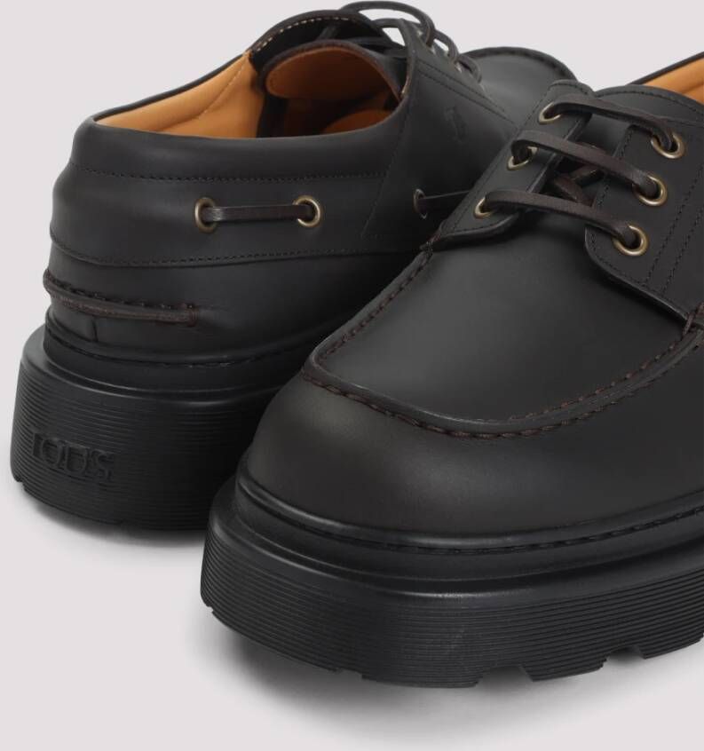 Tod's Veterschoenen met lage hak