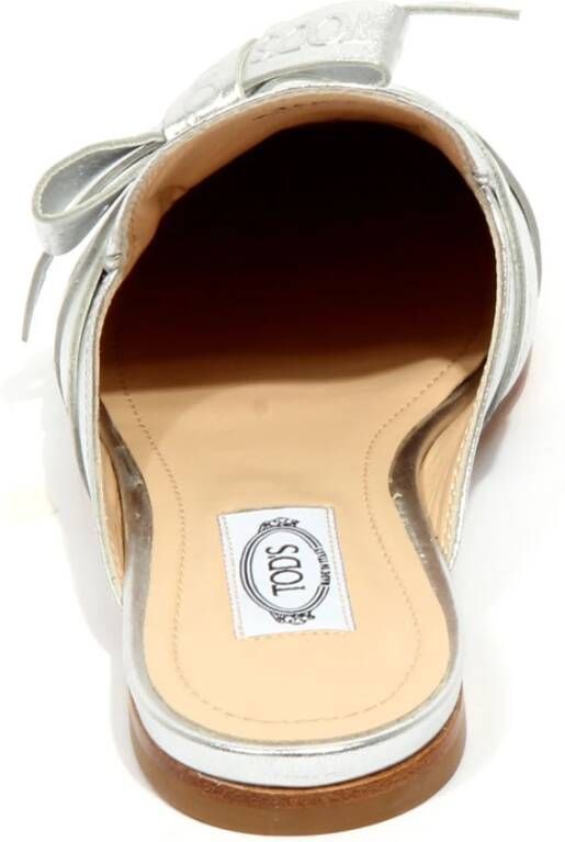 Tod's Zilveren Bow Loafer Schoen met Logo