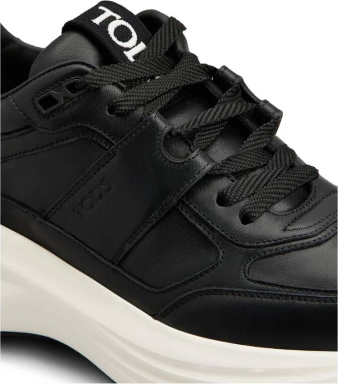 Tod's Zwarte Veterschoenen met Dikke Zool