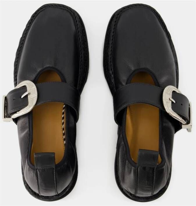 Toga Pulla Zwarte Leren Loafers Amandelvormige Neus