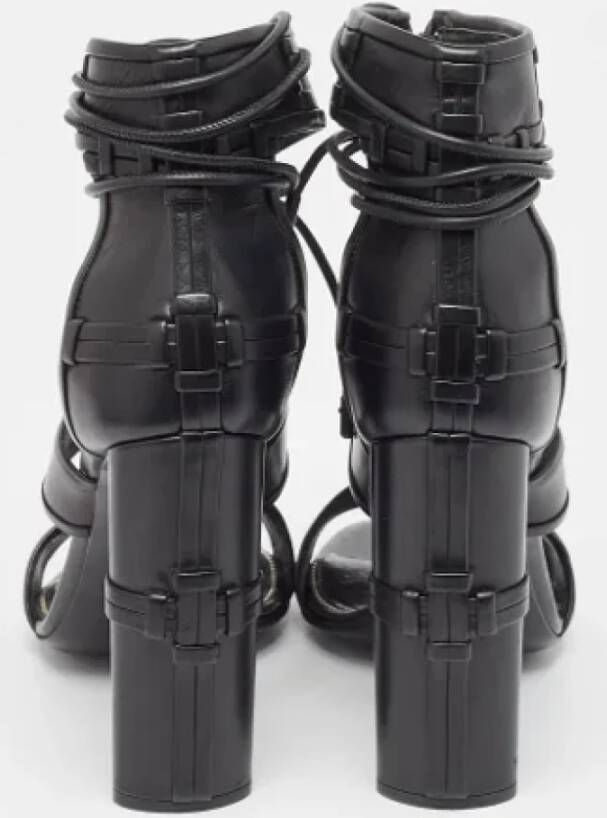 Tom Ford Pre-owned Leather sandals Black Dames