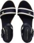 Tommy Hilfiger Sleehaksandaaltjes MONO WEBBING HIGH WEDGE SANDAL zomerschoen sandaal riemchensandalette met contrast-logo-opdruk - Thumbnail 8