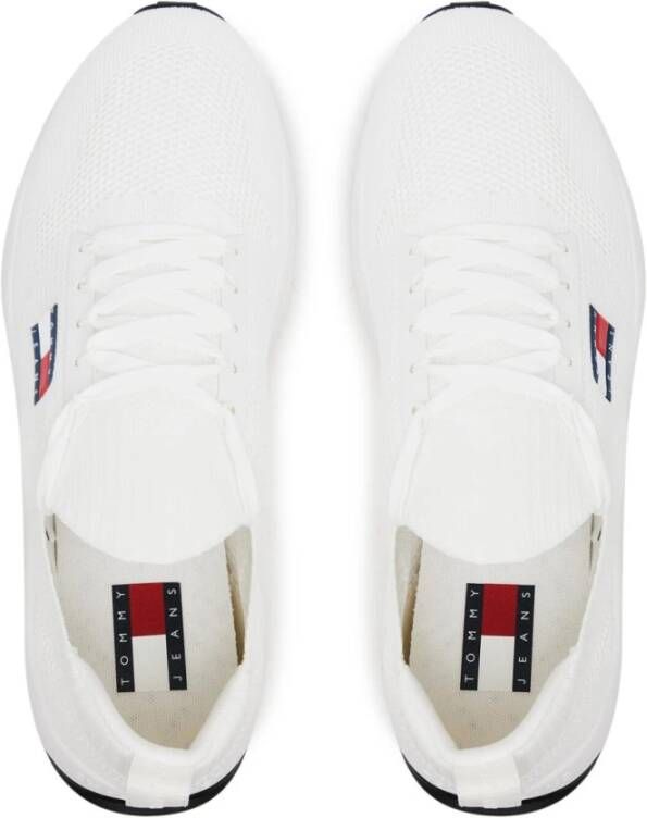 Tommy Hilfiger Witte Sneakers met Opgezet Logo