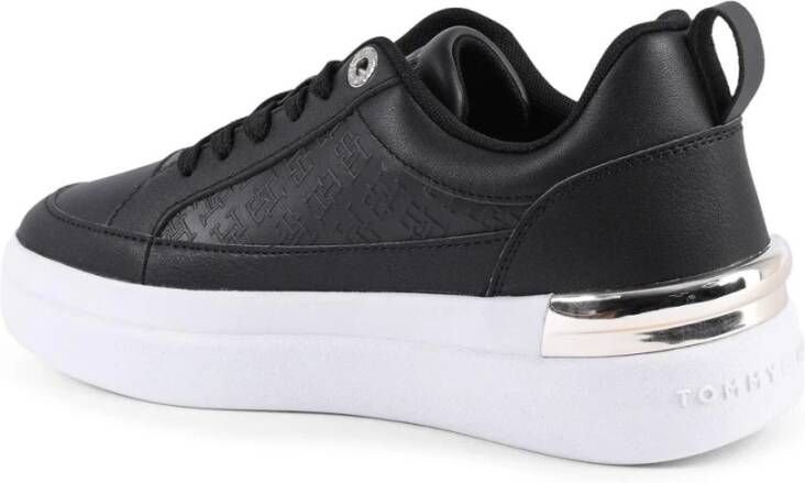 Tommy Hilfiger Zwarte leren reliëflogo sneakers