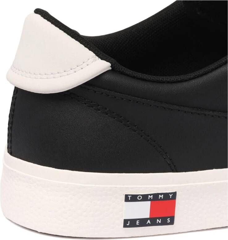 Tommy Hilfiger Zwarte vulkanized sneakers met logoprint