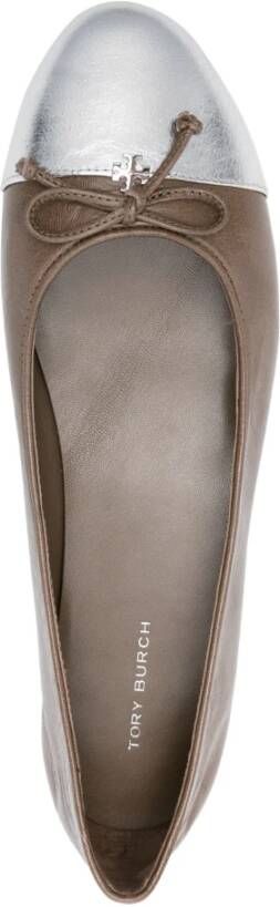 TORY BURCH Bicolor Cap-Toe Ballerina Schoenen Brown Dames
