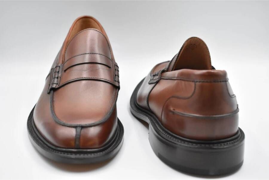 Tricker's Gebrande kastanje Loafers James Regular Brown Heren