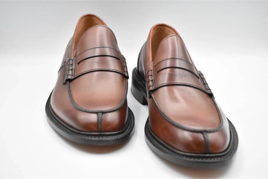 Tricker's Gebrande kastanje Loafers James Regular Brown Heren