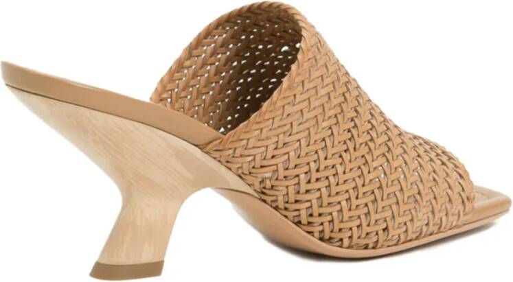 Twinset Geweven leren sleehak sandalen beige