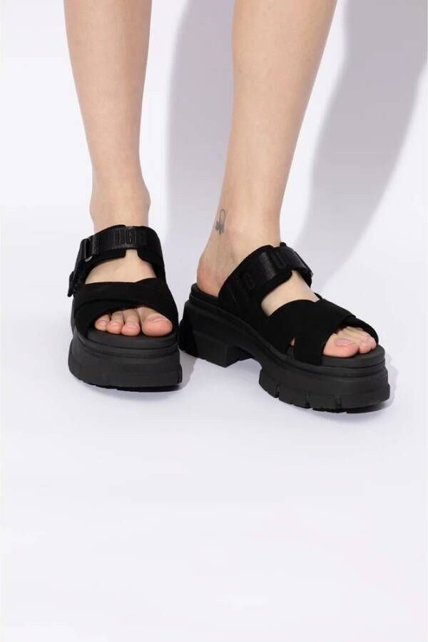 Ugg Ashton platform slides Black Dames