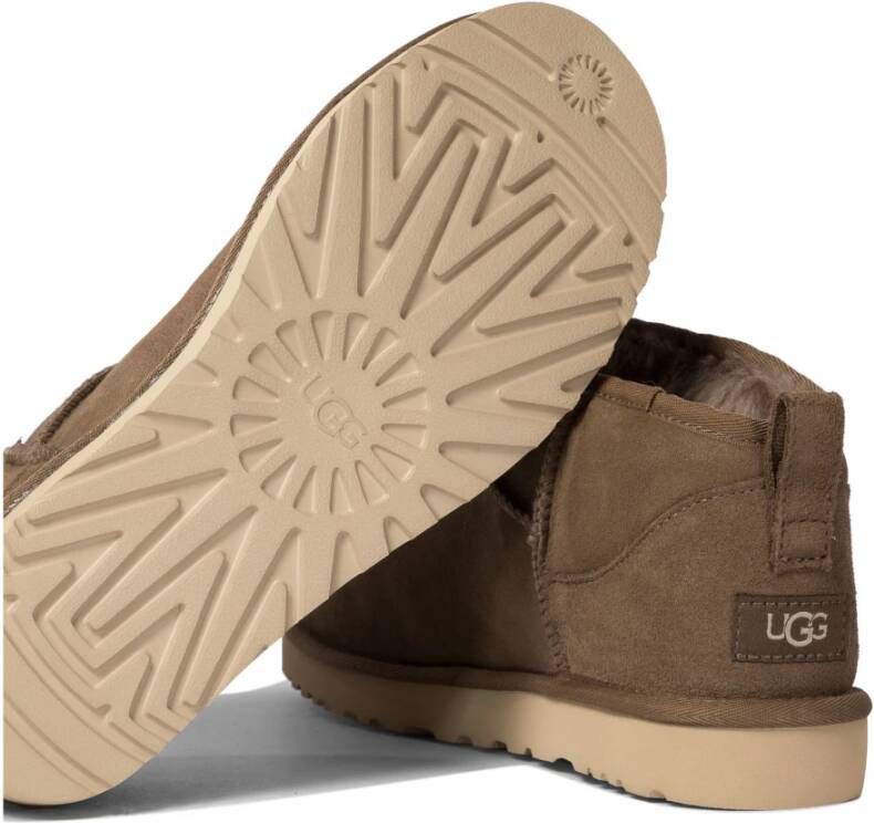 UGG Bruine Enkellaarzen Klassieke Stijl