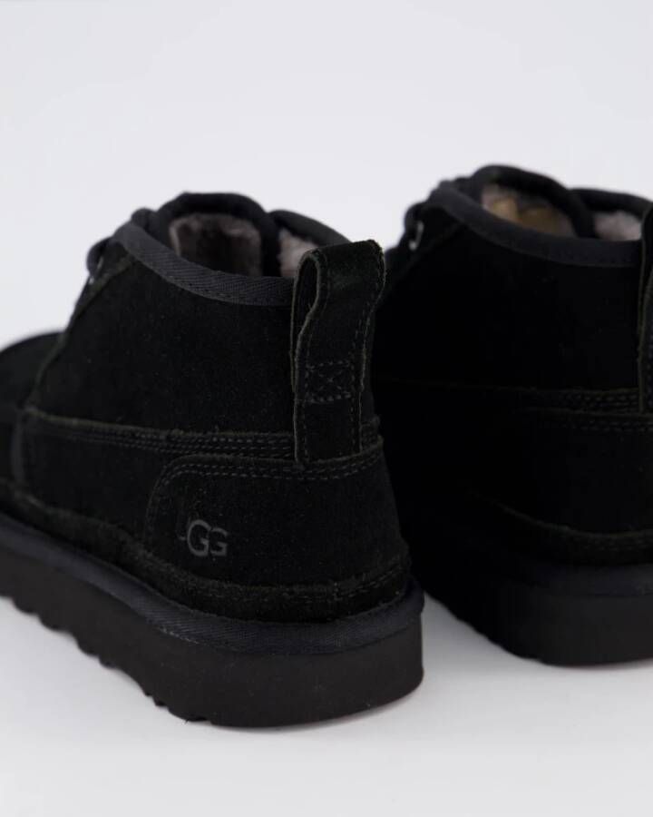 UGG Neumel Moc Zwarte Veterboots
