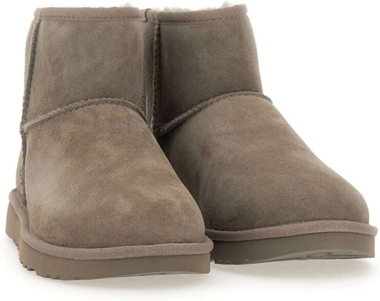 Ugg Grijze Laarzen Stijlvol en Comfortabel Grijs Dames